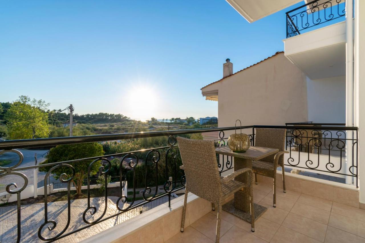 Crystal House Apartment Neos Marmaras Bagian luar foto